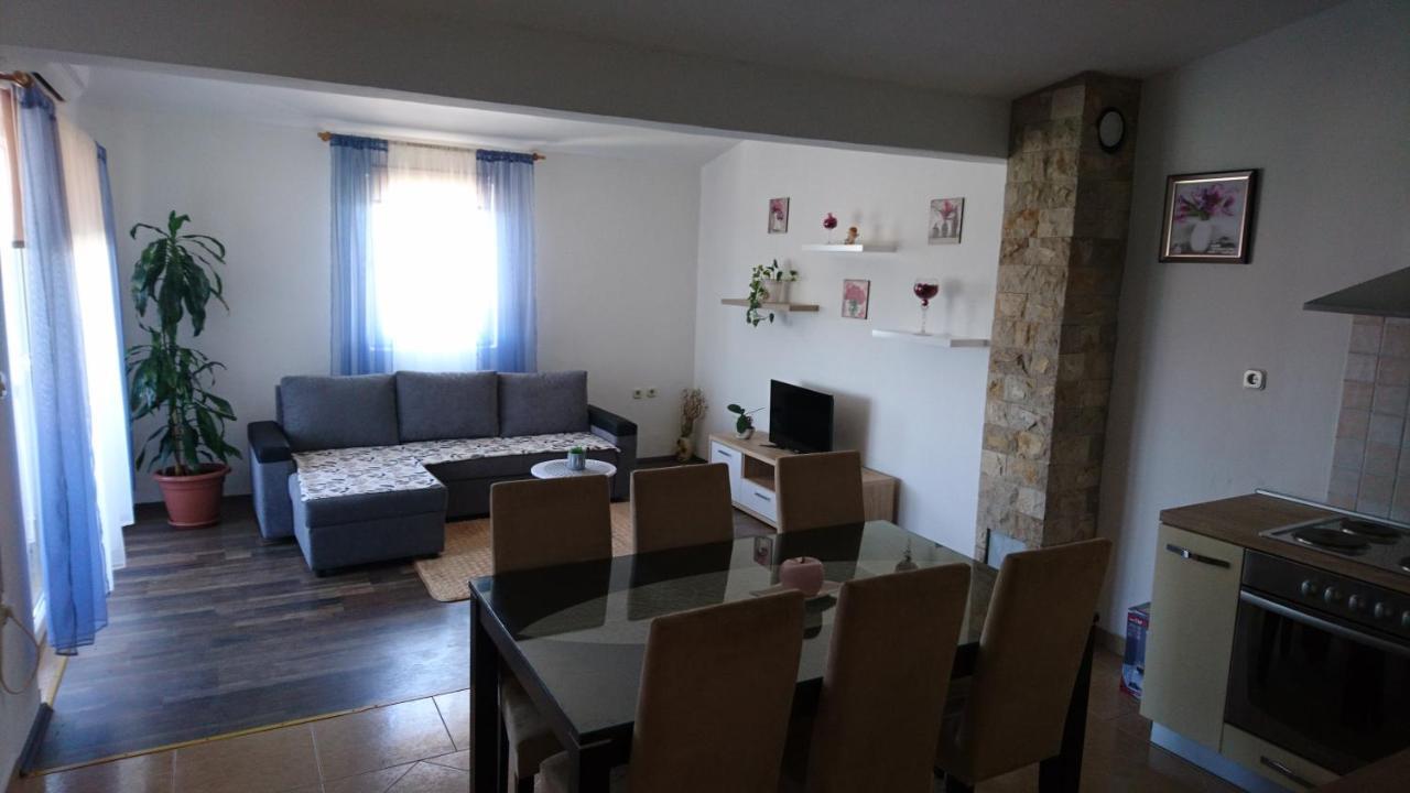 Apartman Vuleta Razanac Exterior photo